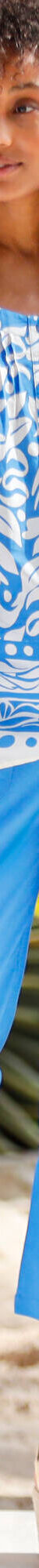 Tuniek met knoopsluiting, bedrukt (blauw) Tuniek met knoopsluiting, bedrukt (blauw)